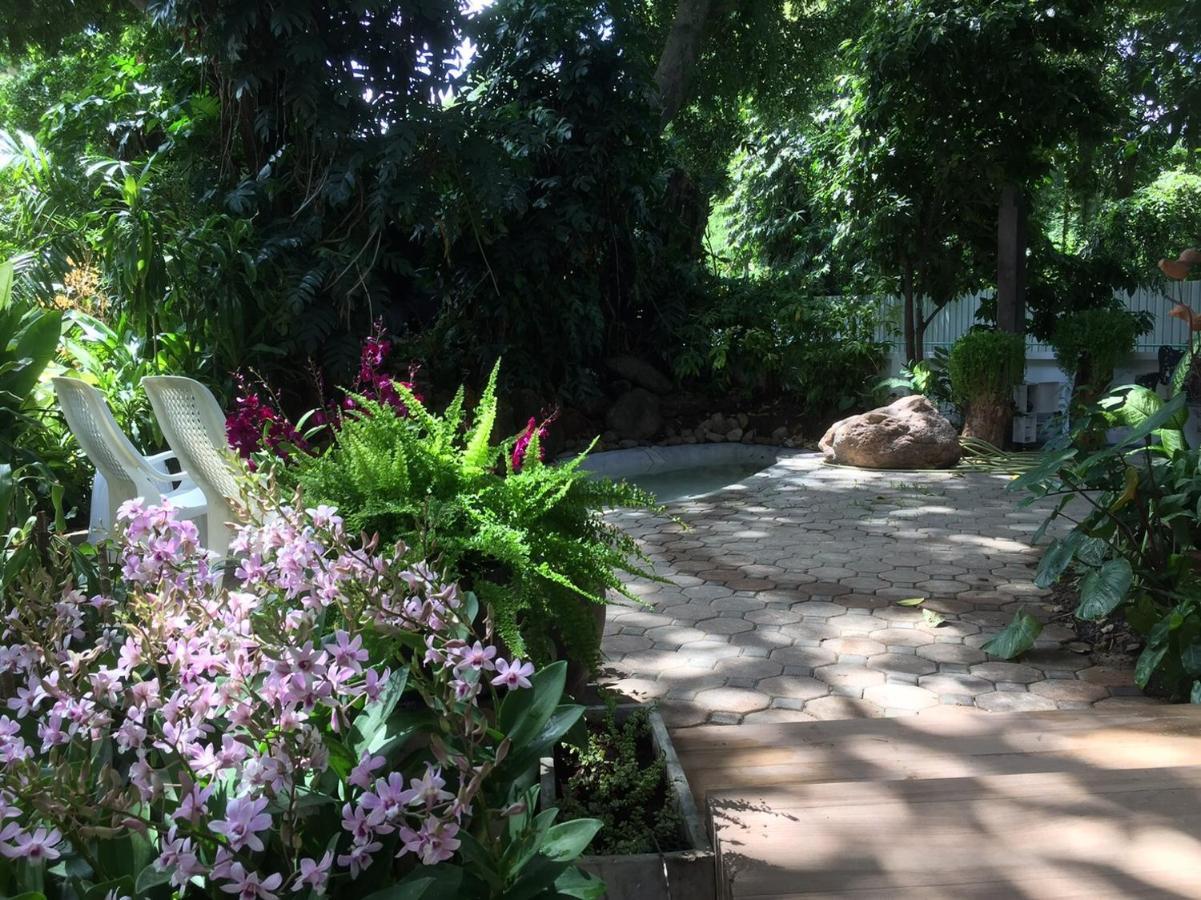 Cozycomo Bangkok Eksteriør bilde